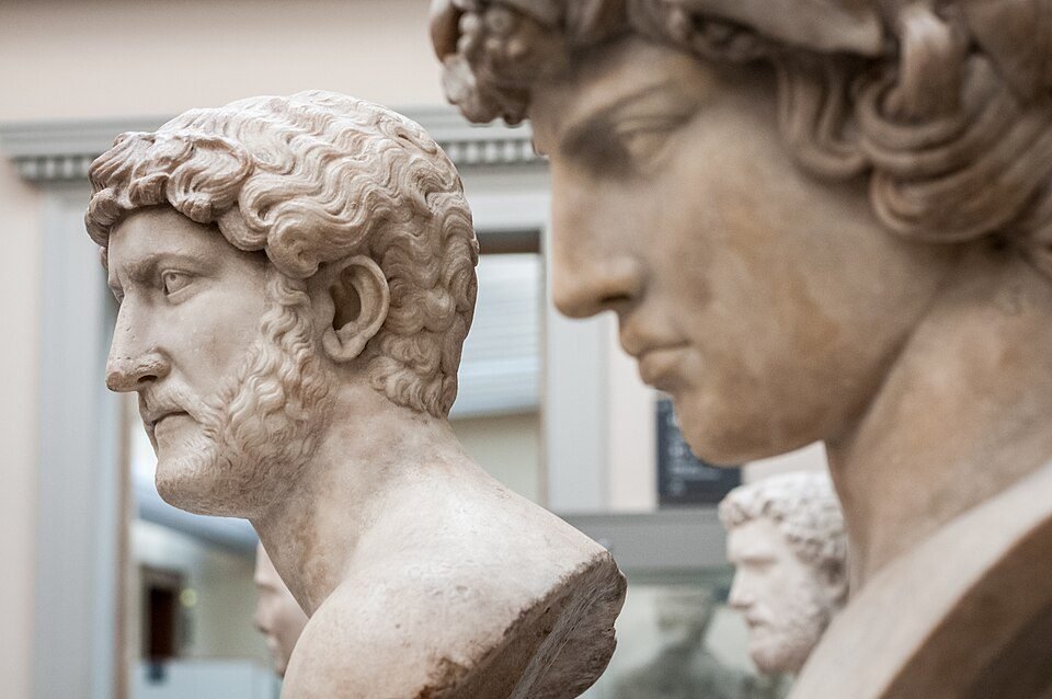 Busts of Hadrian and Antinous placed face to face at the British Museum