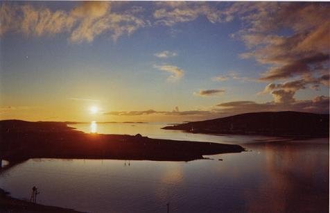 Romance historique viking: illustration de Scalloway, village des Shetland