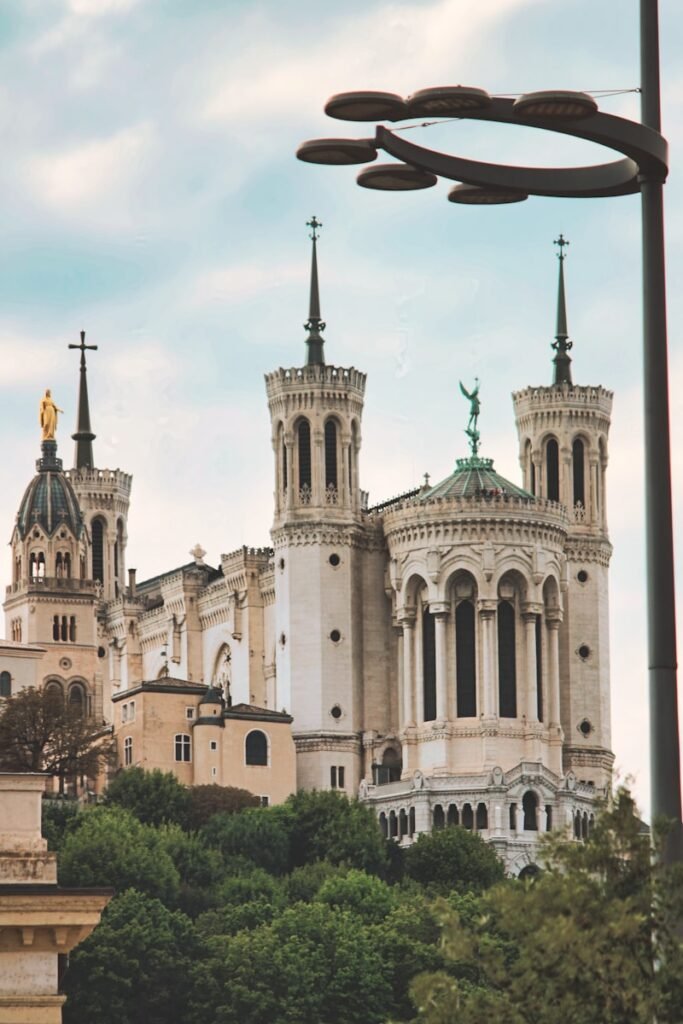 Notre dame de fourvière, première version de labyrinthe